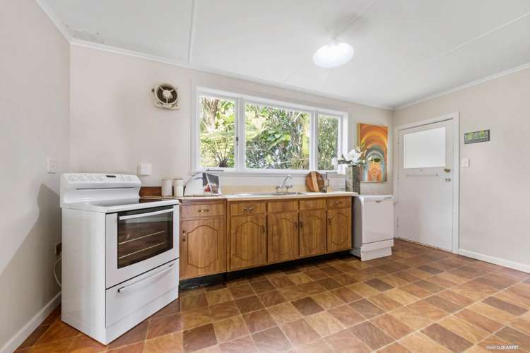 20 Golf Road New Lynn_10