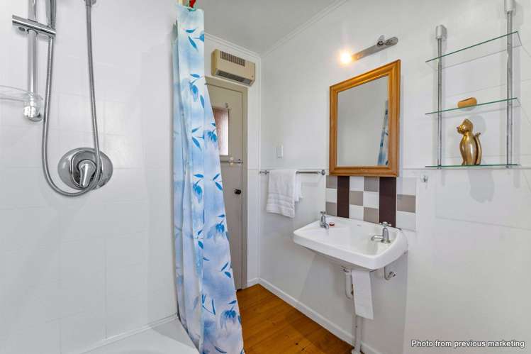 4 Duncan Avenue Te Atatu South_11