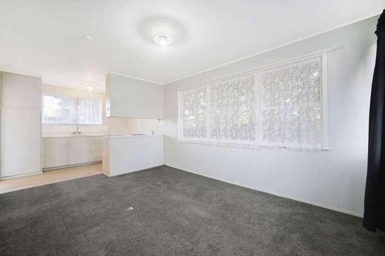 5/15 Hutton St 10057_2