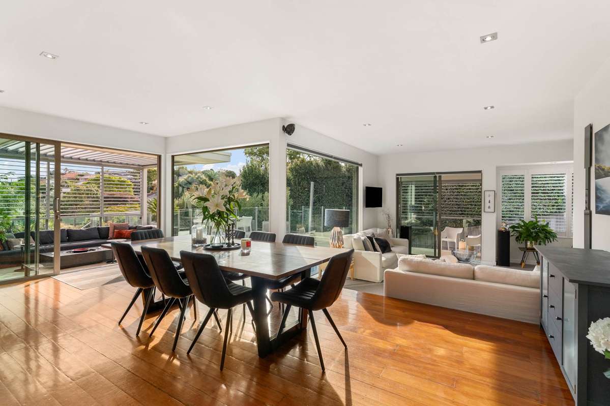 402 Riddell Road_1