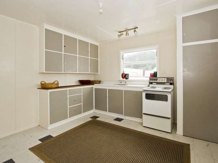 142 Wise Street Wainuiomata_11