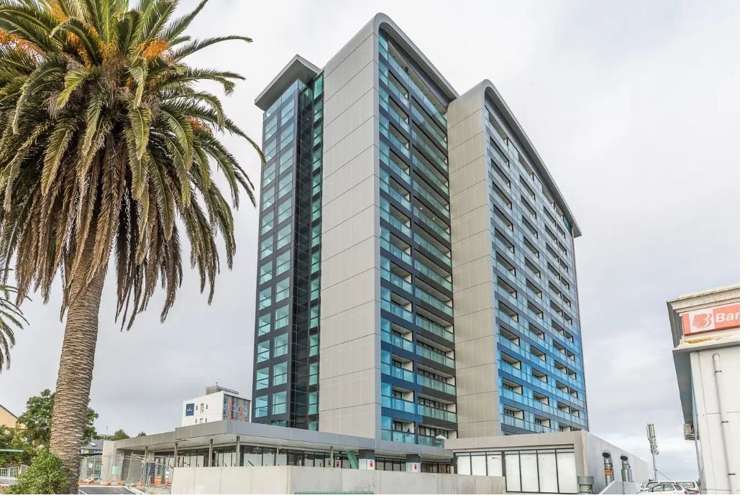 601B/8 Lakewood Court_0