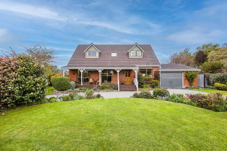 9 Sawtell Place Northcote_1