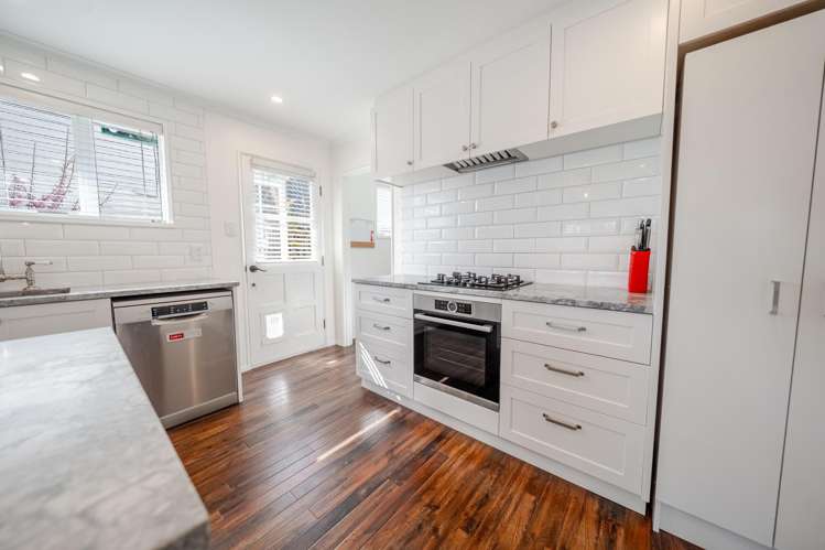 24 Moana Street_3