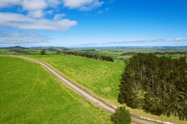 Country Lifestyle with Privacy and Outlook