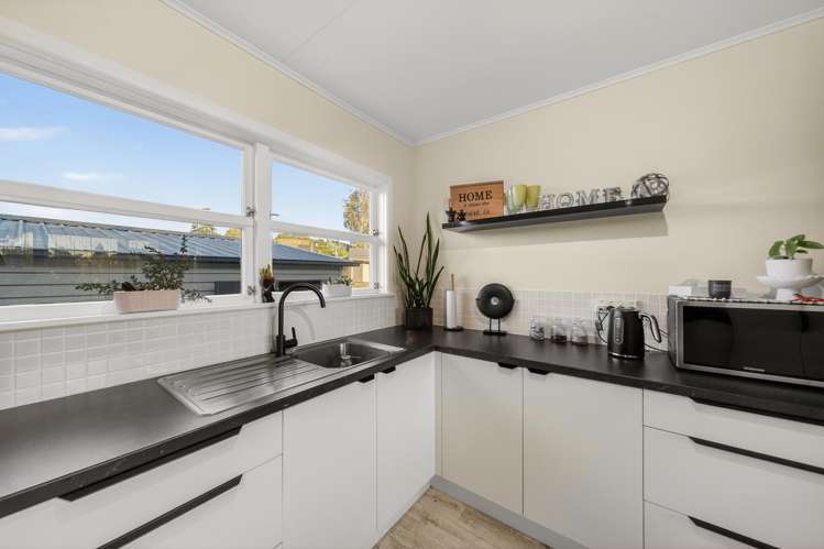 49 Patetere Street Mamaku_12