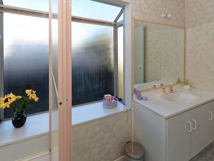 51b Lake Crescent Hamilton Lake_12