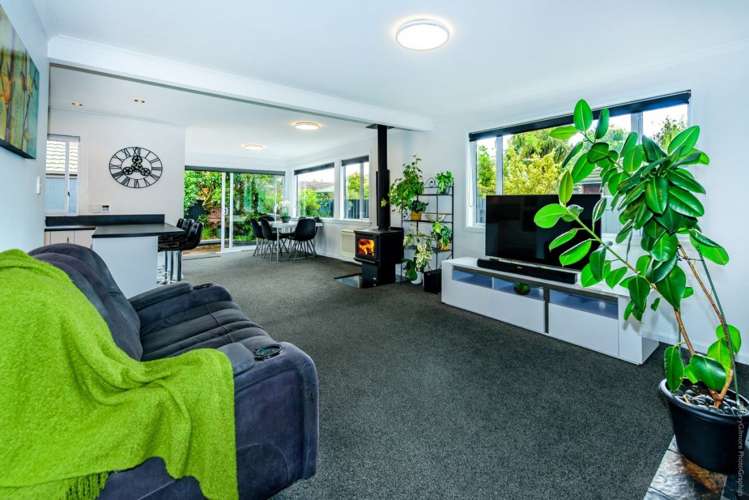 1/32 Downing Street Hoon Hay_8