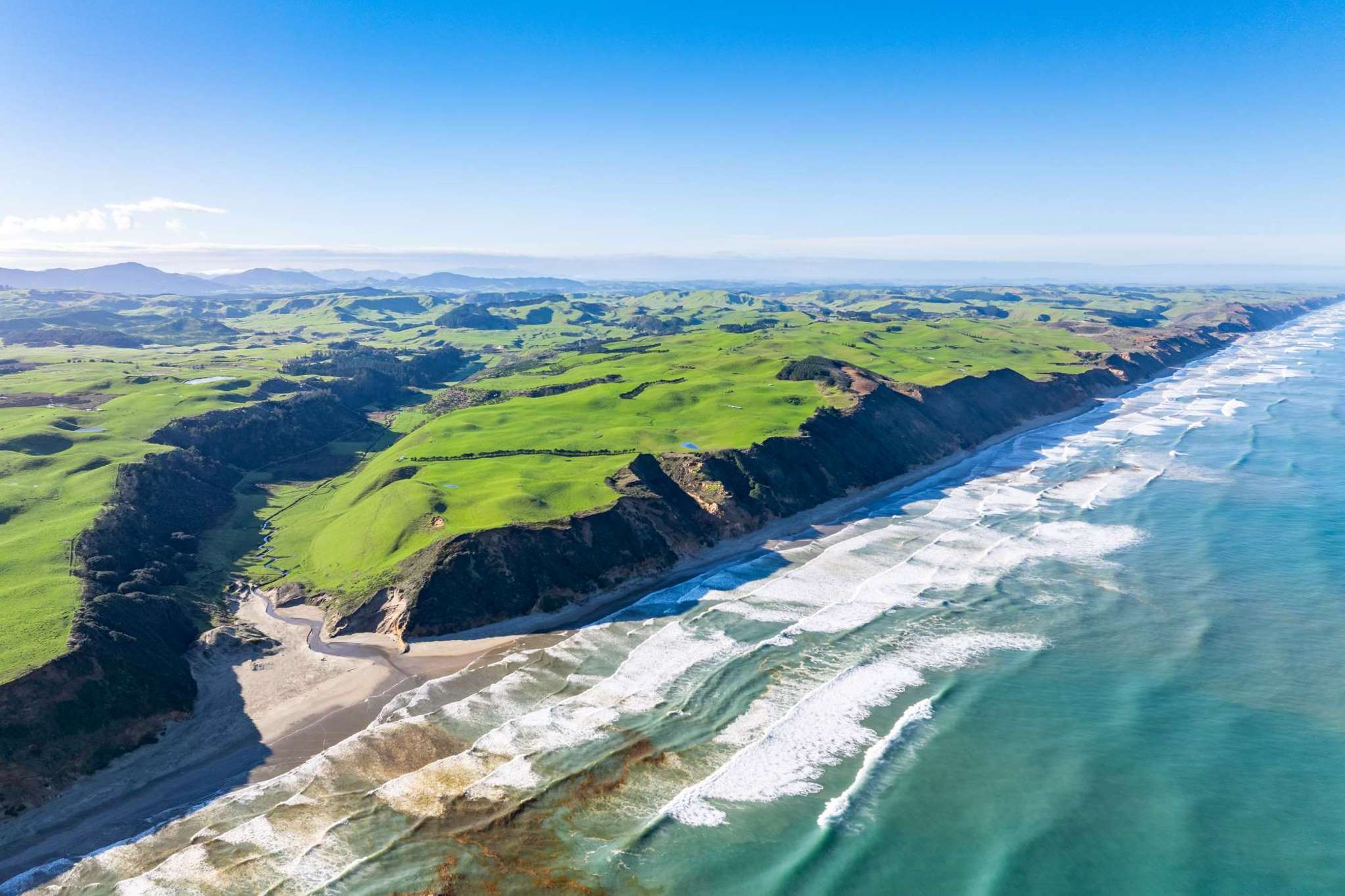 Couple prepares to leave 303ha coastal farm after lifetime on the land