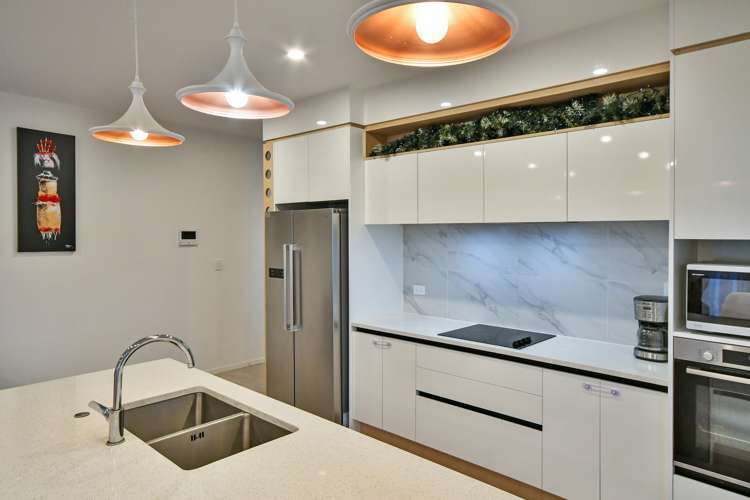 5 Loader Place Pokeno_8