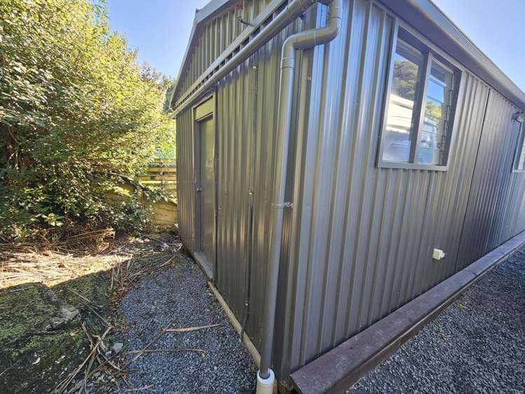 7A Moana Street Kaka Point_18