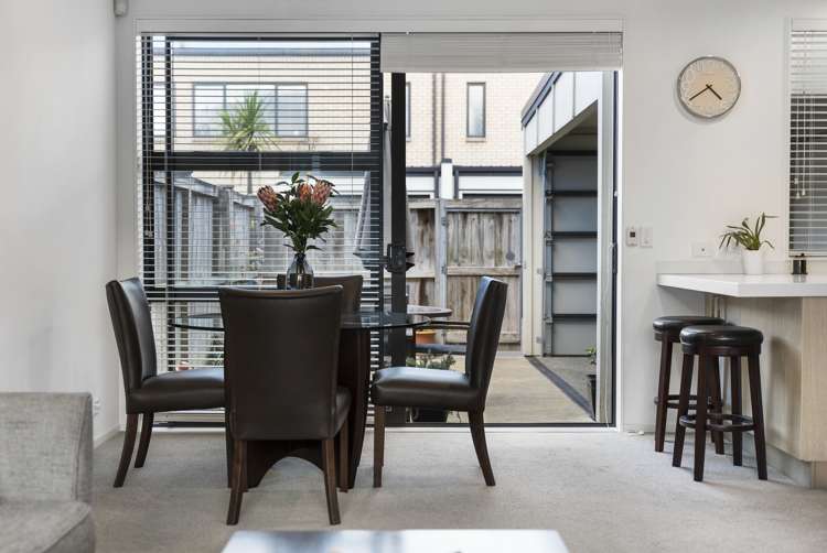 32a Bluegrey Avenue Stonefields_38