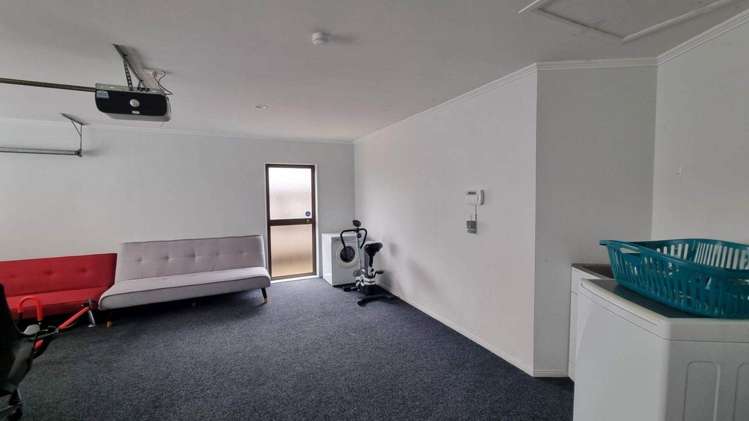 2/1 Britannia Place Half Moon Bay_11