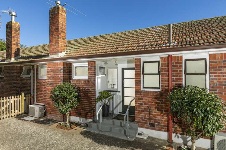 2/7 Everest Street Devonport_17