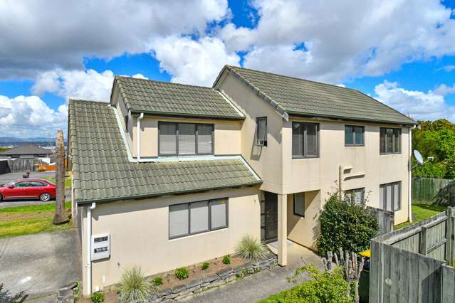 17 Whitbourne Heights Manurewa_1