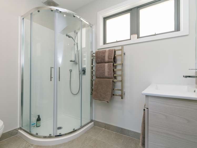 19 Miles Crescent Newlands_13