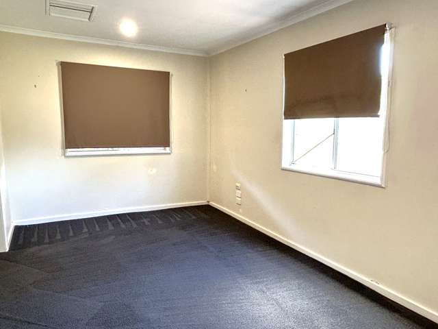 36 Iverach Street Coolamon_3