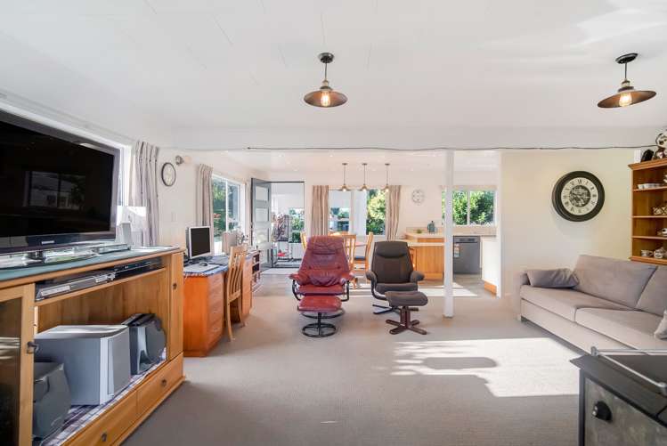 14 Cumming Street Okato_8