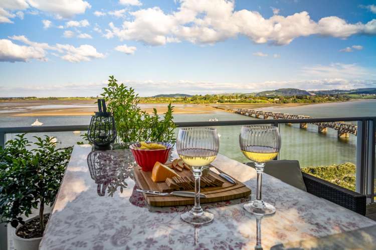 1006/72 Devonport Road_6