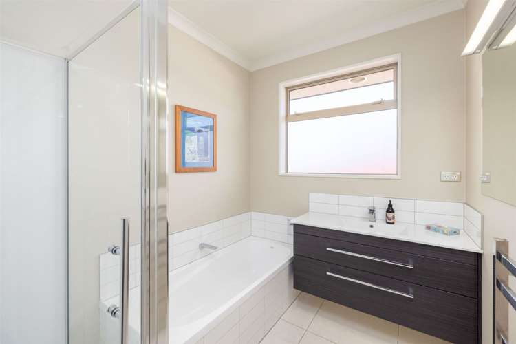 4 Mariposa Crescent Aidanfield_15