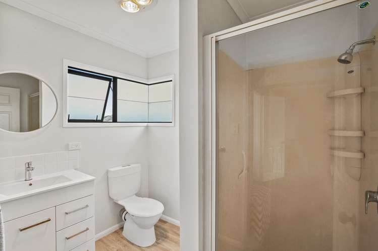 2 Royal Heights Glen Avon_15