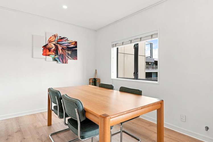 5a/20 Market Place Auckland Central_13