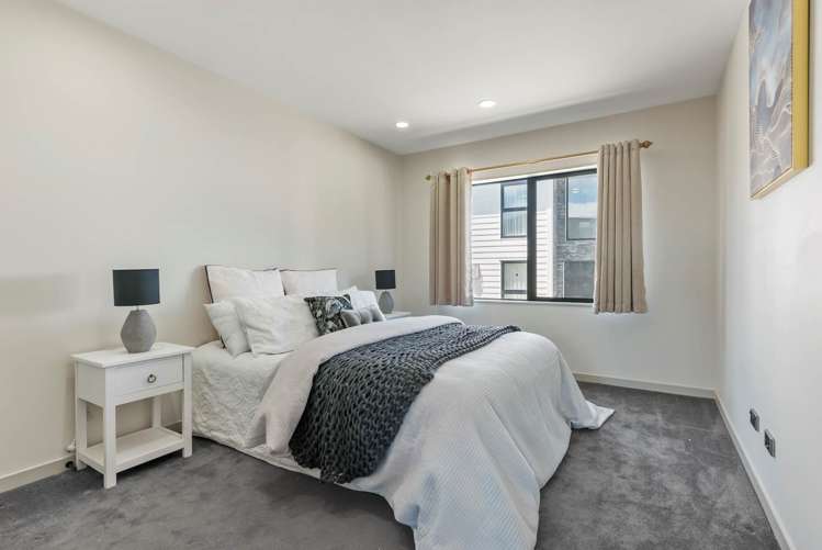 15 Tims Crescent Flat Bush_26