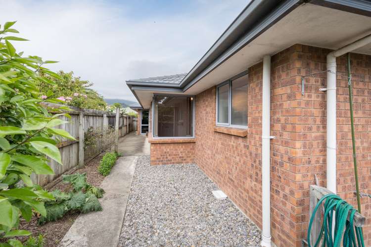 5 Wordsworth Place Stoke_20