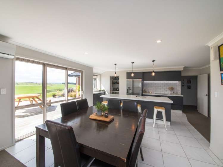 161 Mount Taylor Drive Feilding_9