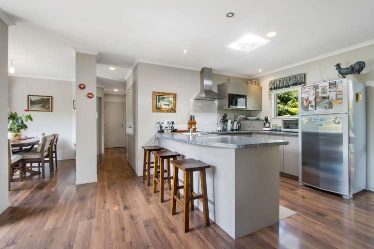 17 Kent Crescent Waihi_4