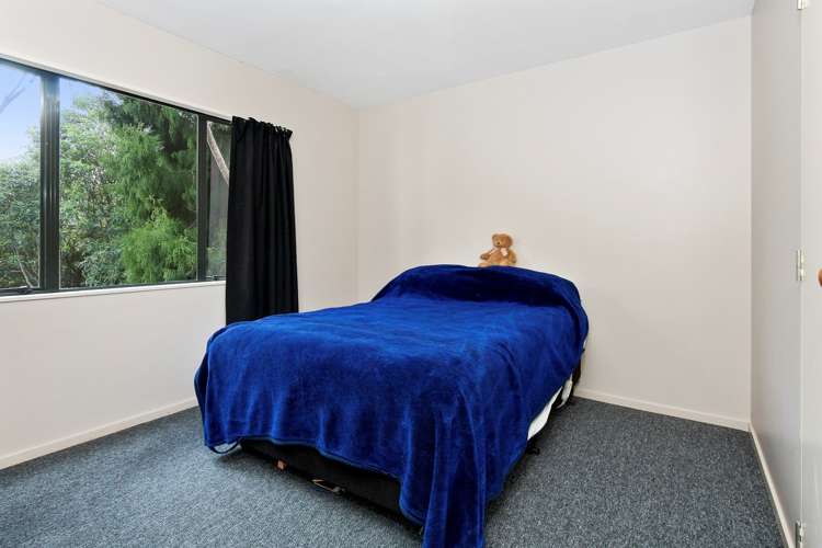 79 Hilling Street Titirangi_16