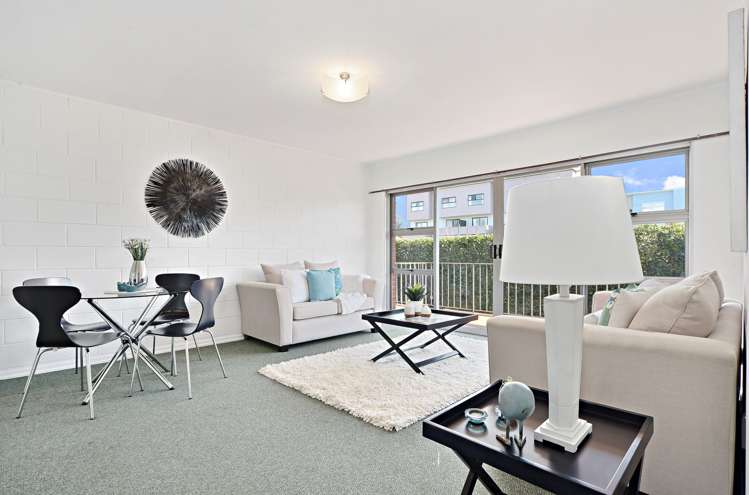 16 Buscomb Avenue Henderson_14