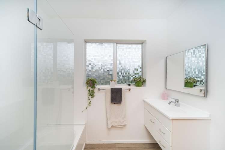 32 Hobson Street Feilding_13