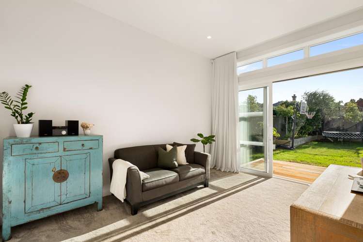 7 Huntingtree Avenue Sandringham_8