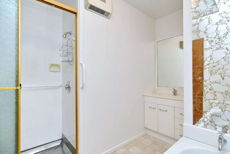 3/138 Tancred Street Linwood_7