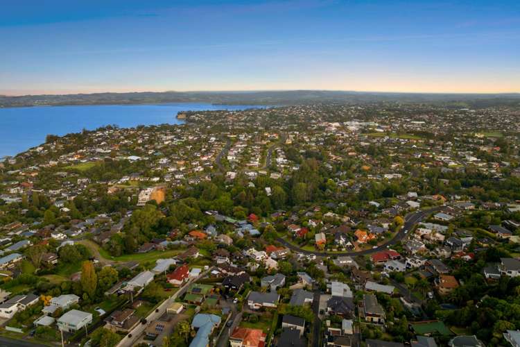 127 Bleakhouse Road Mellons Bay_22