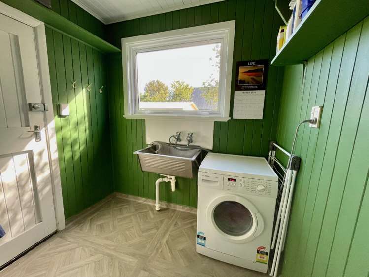 59 Hewer Cresent 1315_8