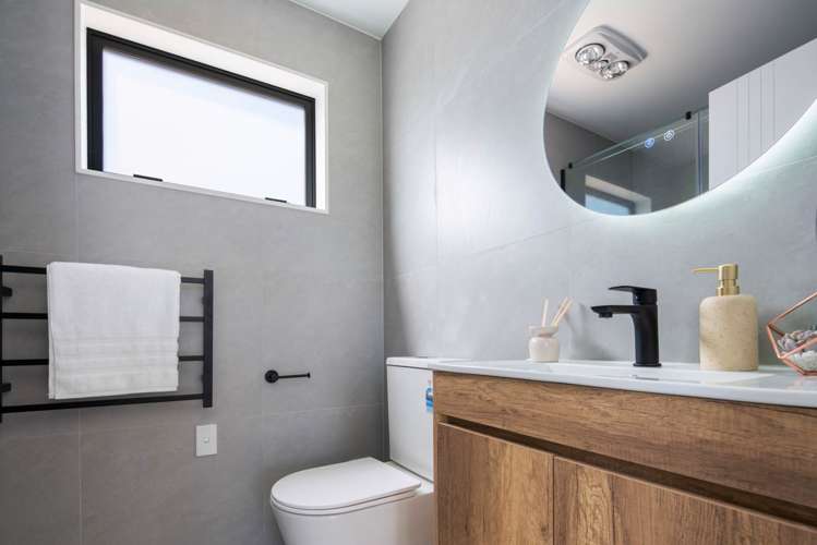 2 Kotiu Place Massey_20