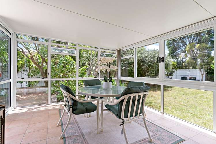 8 Sorrel Crescent Bucklands Beach_10
