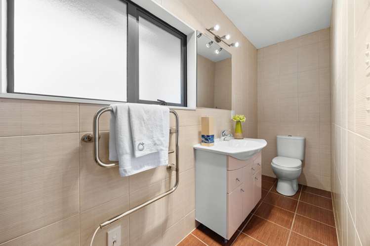 17 Debron Avenue Remuera_26