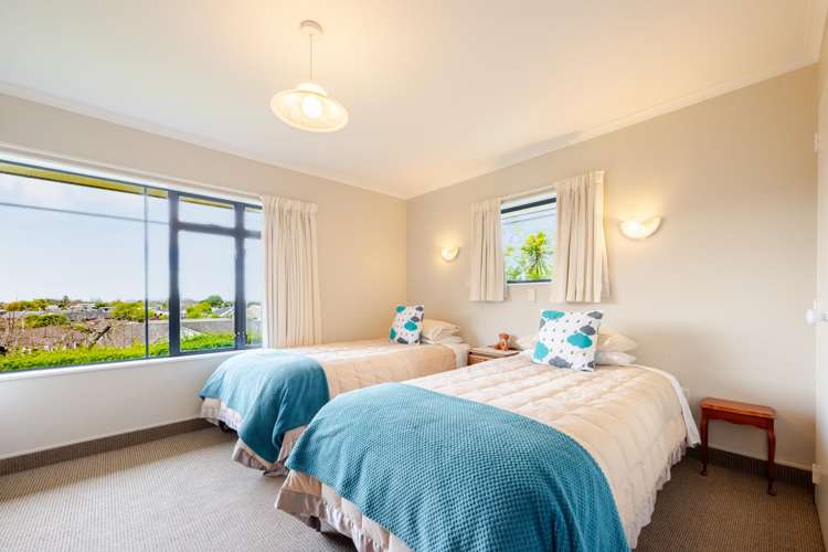 41 Hetley Crescent Taradale_16
