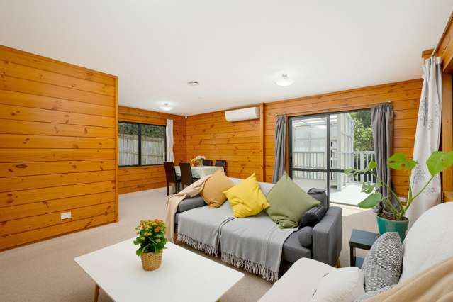 5/7 Duncan Avenue Te Atatu South_3