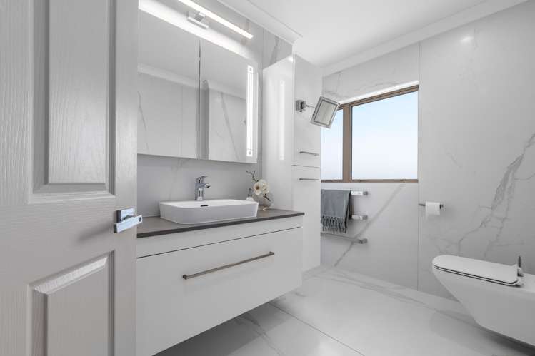 3 Seaview Road Otumoetai_23