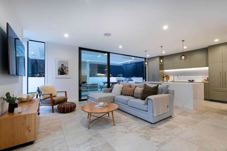 32e Isobel Road Greenhithe_8