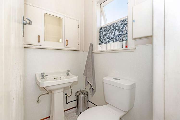 828 Gladstone Road Te Hapara_15