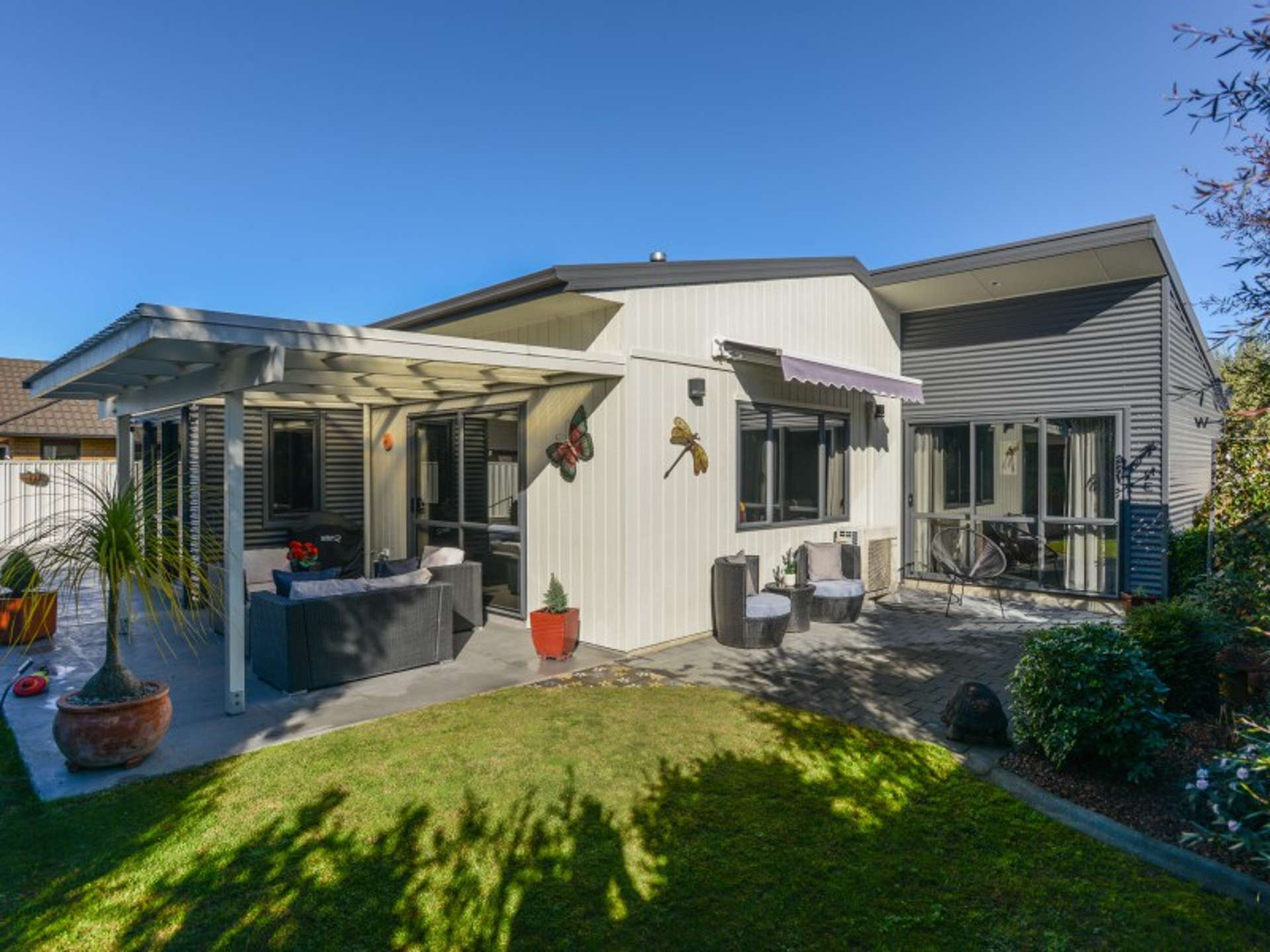 212 Frimley Oaks Frimley_0