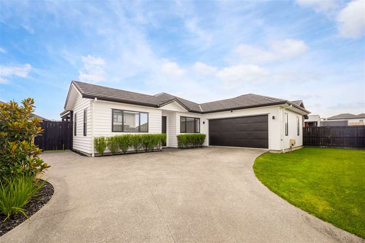 43 Siren Street Wainui_24