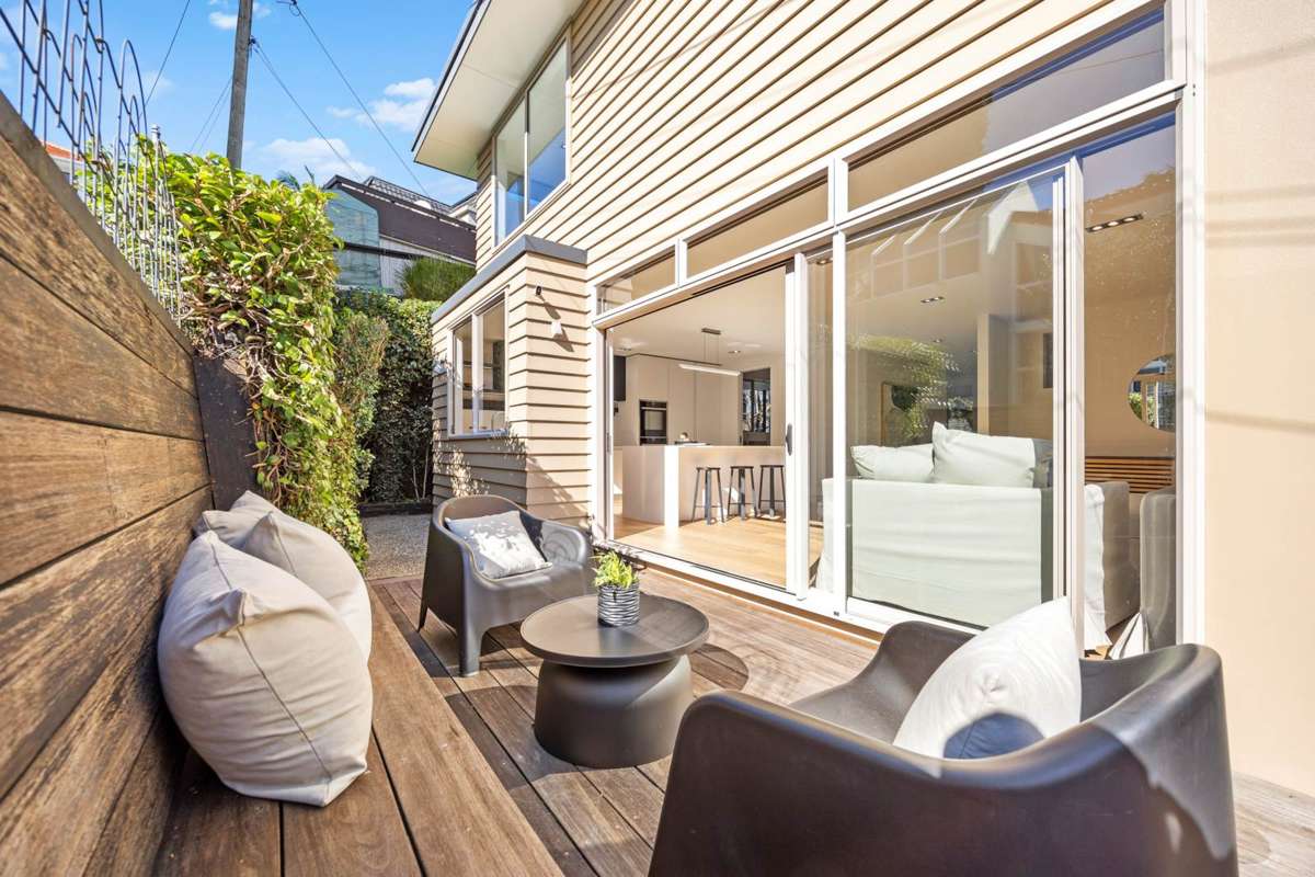14 Debron Avenue_5