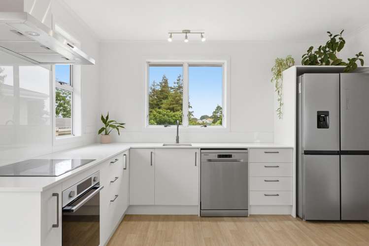 129 Kingswood Road Brookfield_14