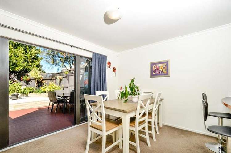 54 Provence Esplanade Te Atatu Peninsula_7